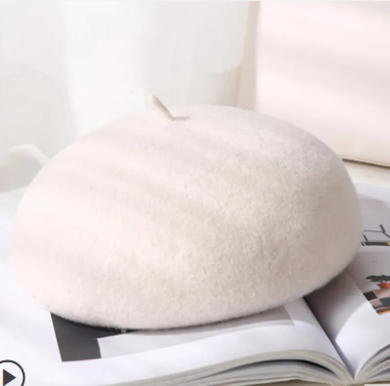 High quality windproof warm berets for autumn and winter Factory direct sales spot fast beanie dome beret for women