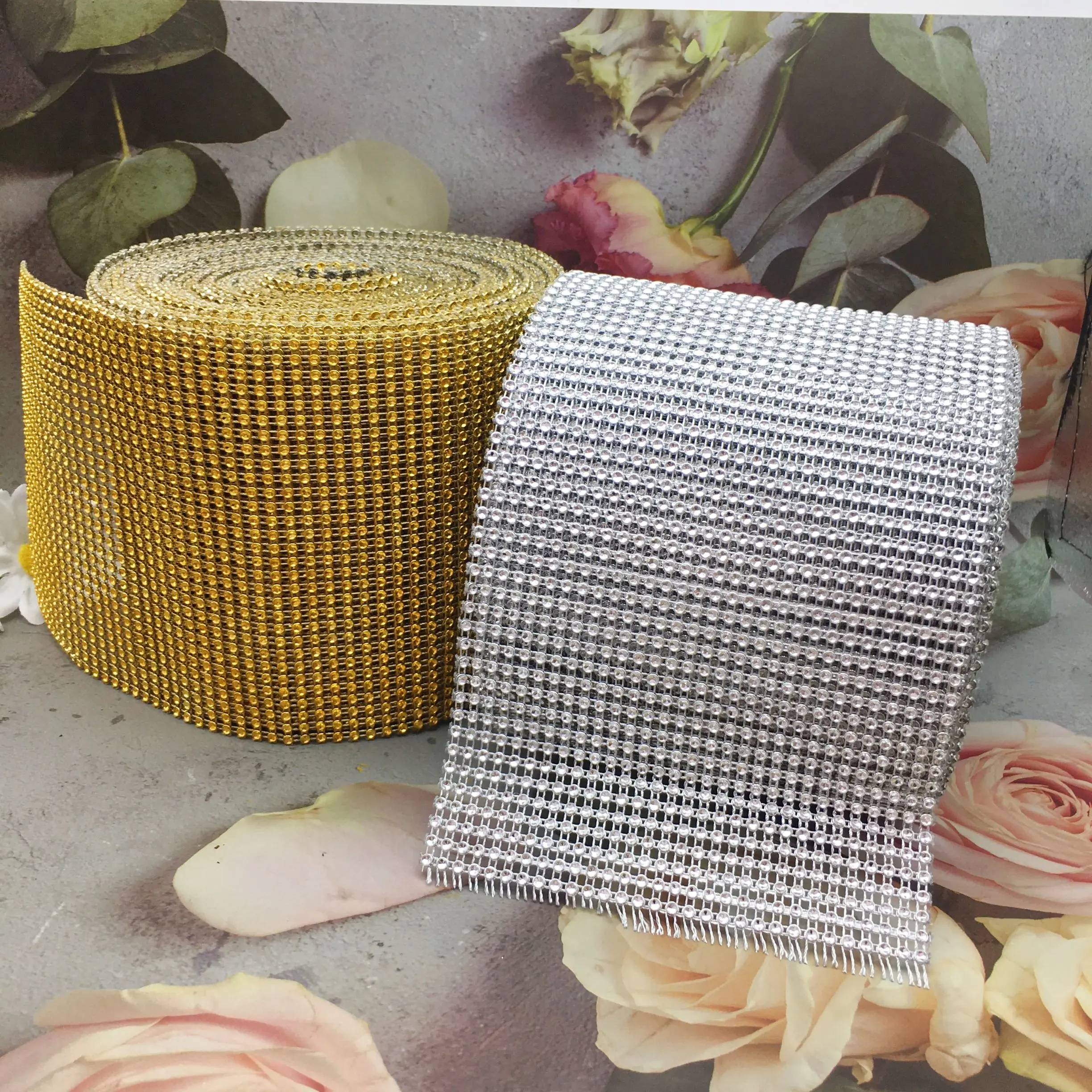 Wholesale 30 Rows of 10 Yards Silver Plastic Rhinestone Strips With Edging Mesh Rolls DIY for Decorative Accessories