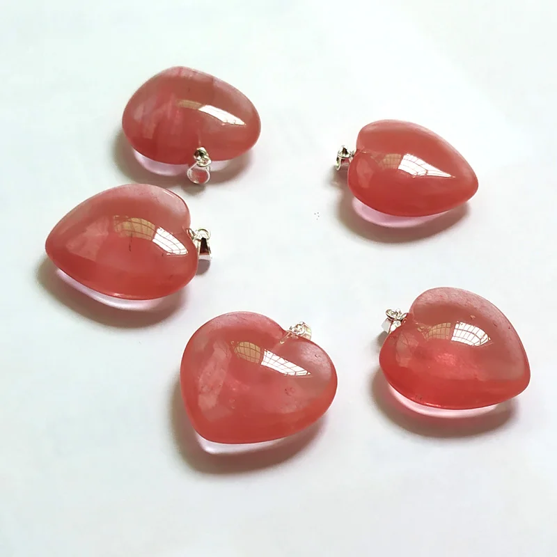 Natural gemstone crystal chakra cherry quartz heart pendant for jewelry making