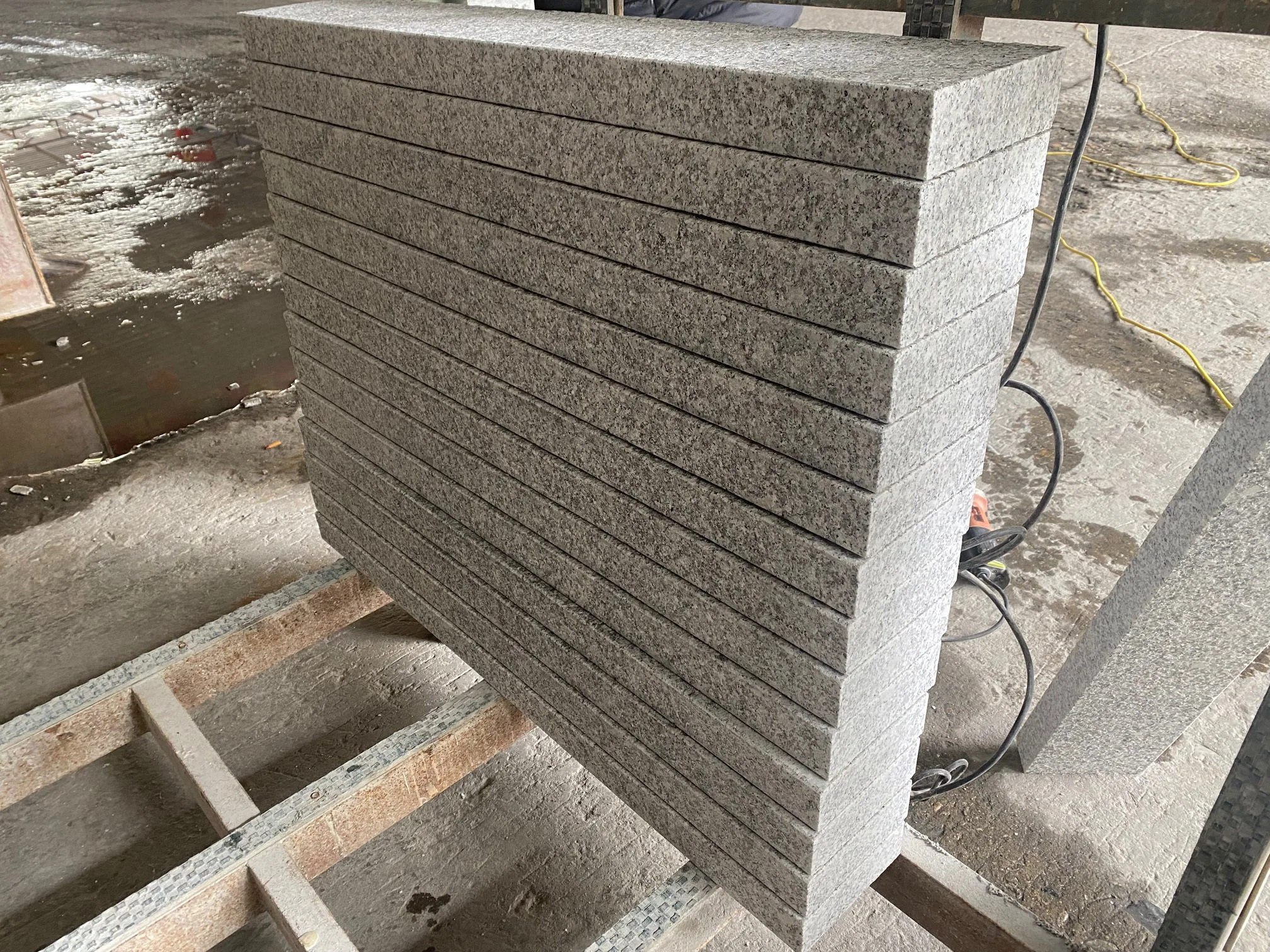 HZX Modern Polished Granite Slab Tiles G603 Grey Flamed Honed Natural Stone Outdoor Kitchen Floors Parks Exterior Decorations