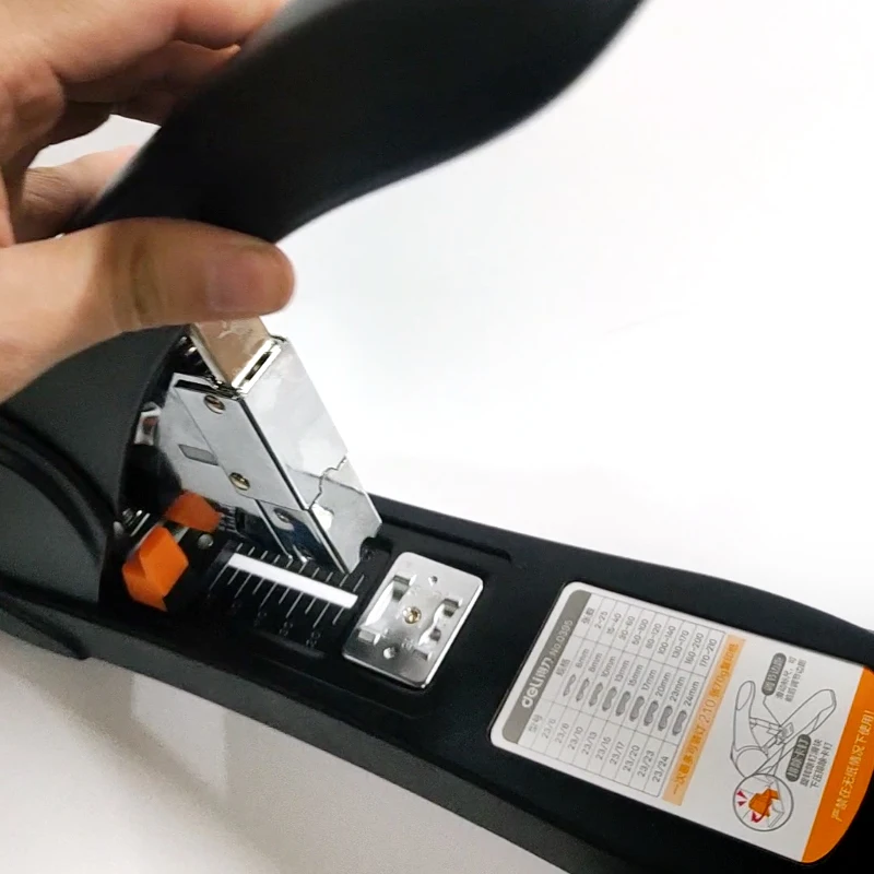 Heavy Duty Manual paper  stapler heavy duty stapler 200 staple capacity