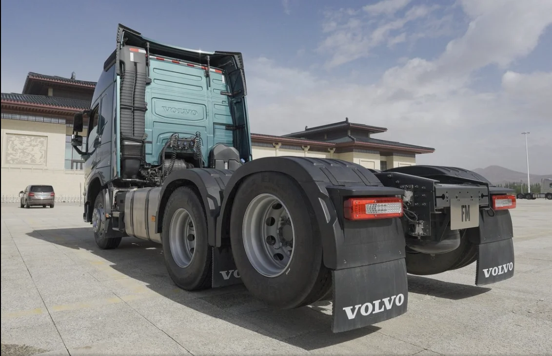 Good condition Volvo Tractor Truck For Sale Used VOL VO FM500 6X4 Tractor truck head