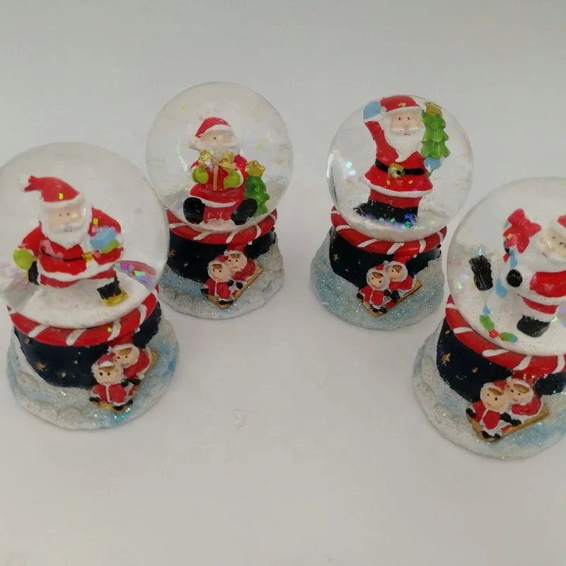 Resin Crystal Ball Christmas Snowflake Crystal Ball Creative Ornament glass ball with water inside