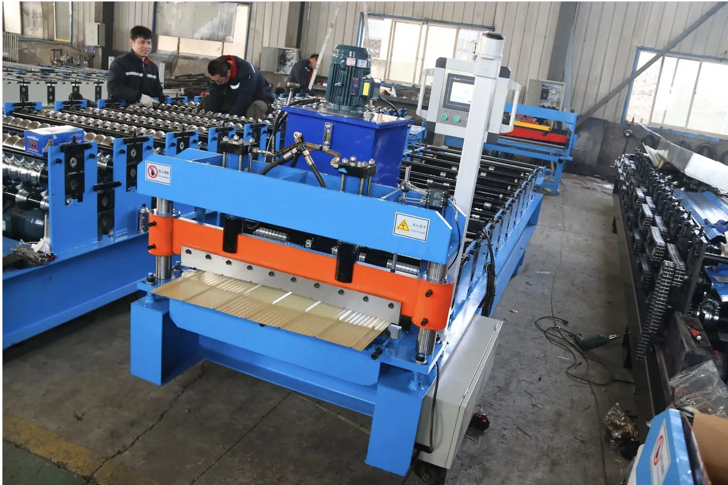 China Factory Price 5V Metal Wall Panel Trapezoidal Roll Forming Making Machine