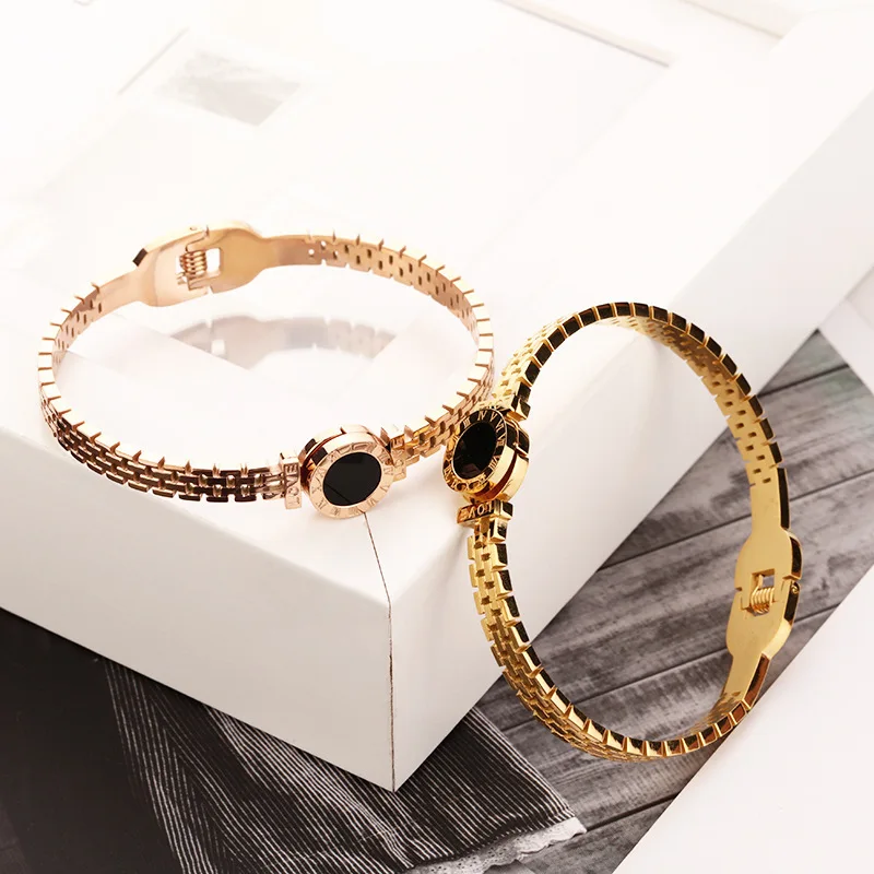 Simple Personality Roman Numeral Shell Stainless Steel Strap Hollow Bracelet For Women