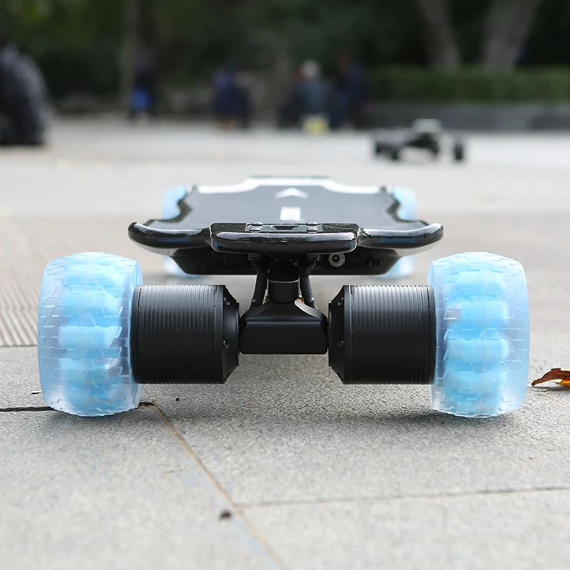 
High end 3200W powerful direct drive electric skateboard with Caved Carbon Fiber deck in hot sales! 