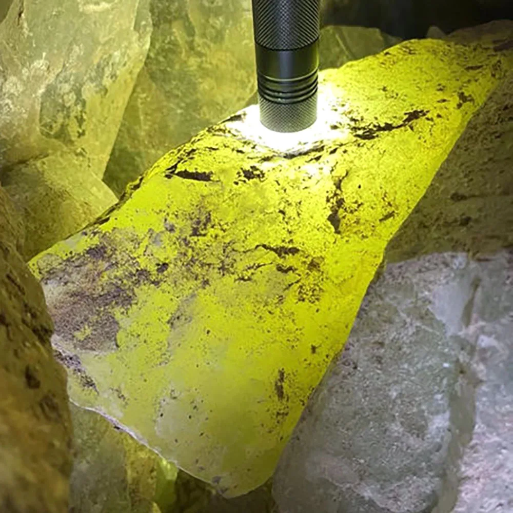 Hot sale natural high quality serpentine stone