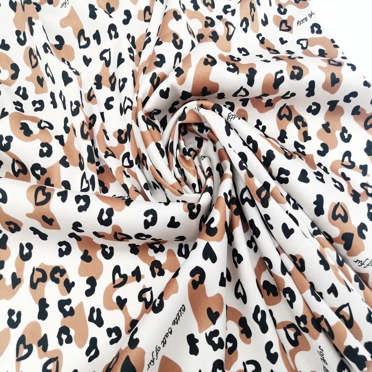 
2021 SS NEW LEOPARD DESIGN PRINTING TEXTILE LUXURY 50*50 SATIN SPANDEX CHEAP FABRIC 3Y19114004 DESIGN 