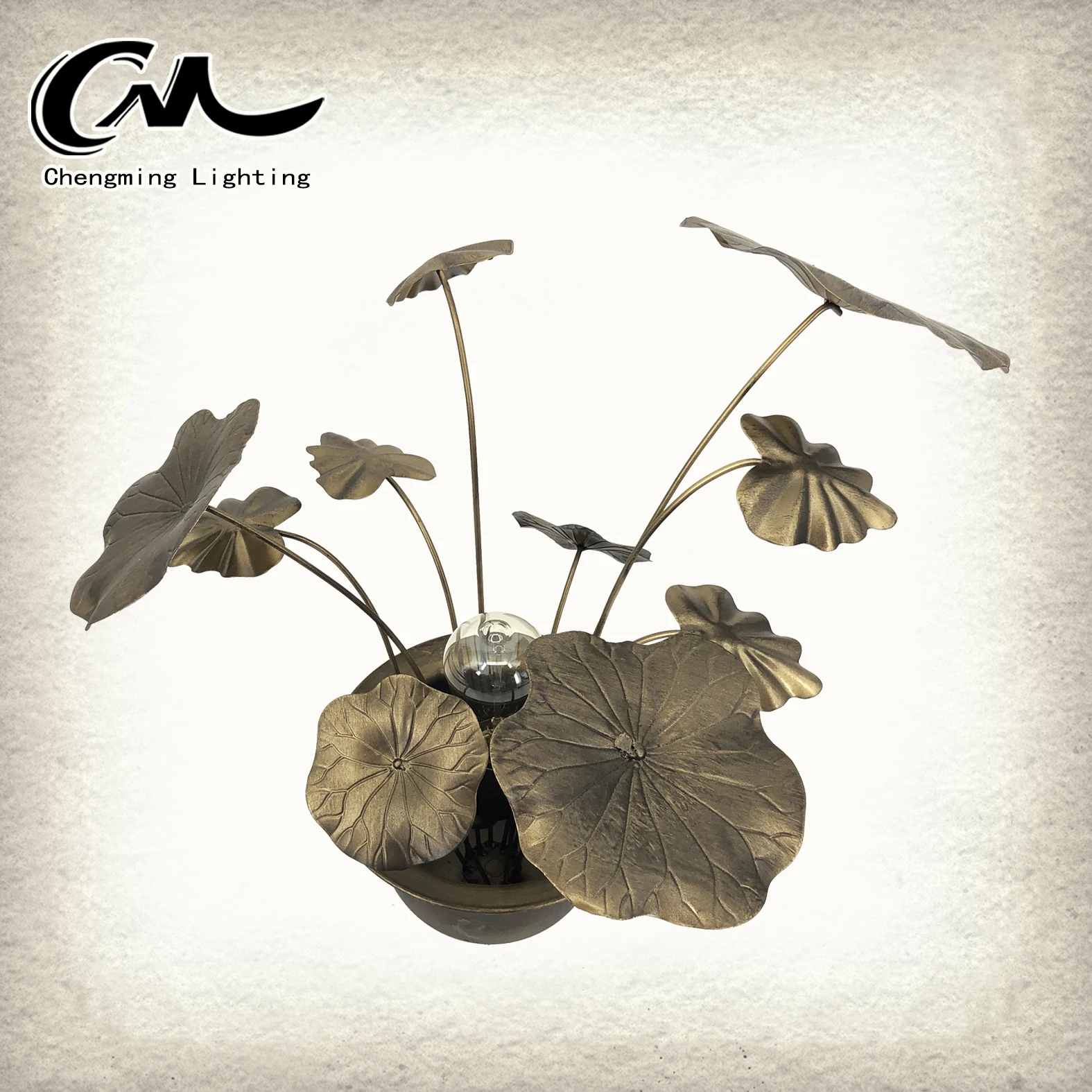  Нордическая Высококачественная железная настольная лампа ручной работы с тропическими листьями для дома отеля OEM ODM