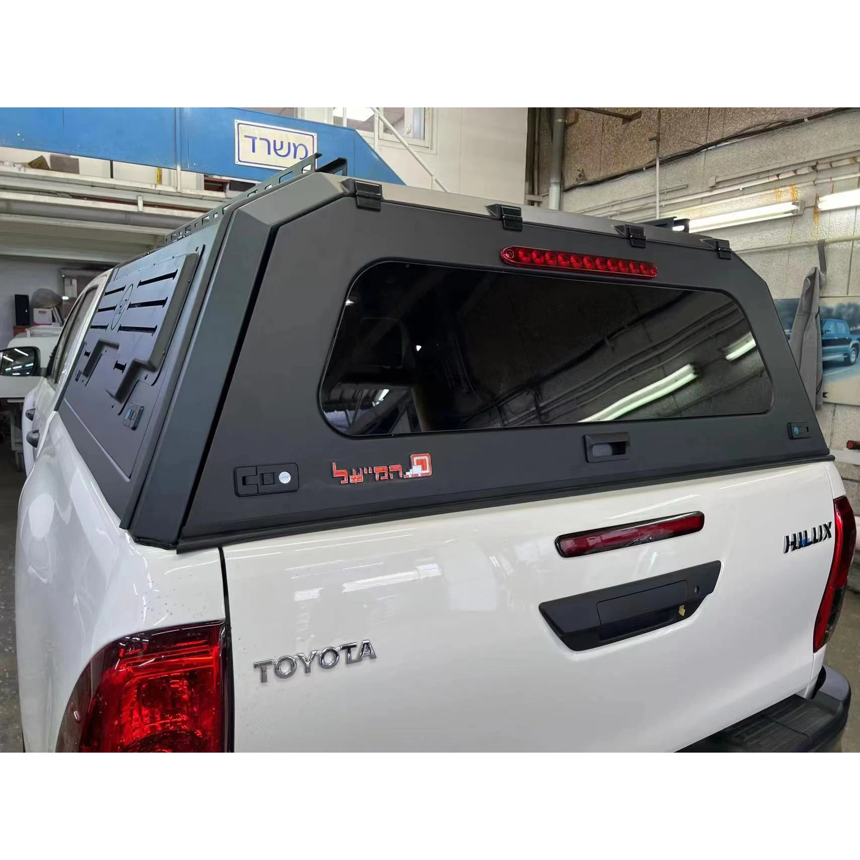 Pickup truck topper hardtop with Emergency Recovery Board hard top navara canopy for Toyota Hilux