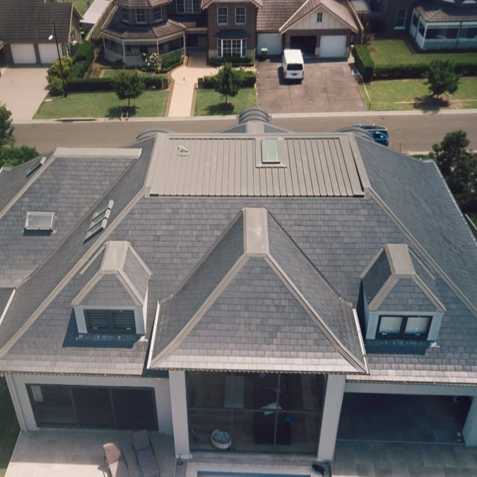 Натуральная прямоугольная китайская плитка для крыши из грубого черного