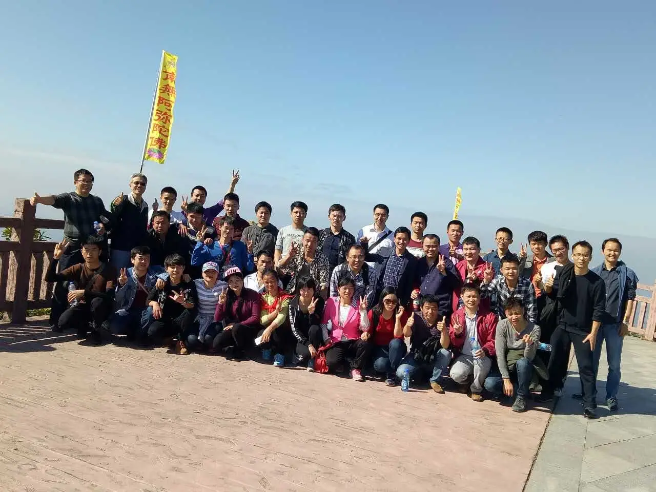 Single phase 1KVA 5KVA Mini UPS Pure Sine Wave Inverter UPS 800W Online UPS For PC