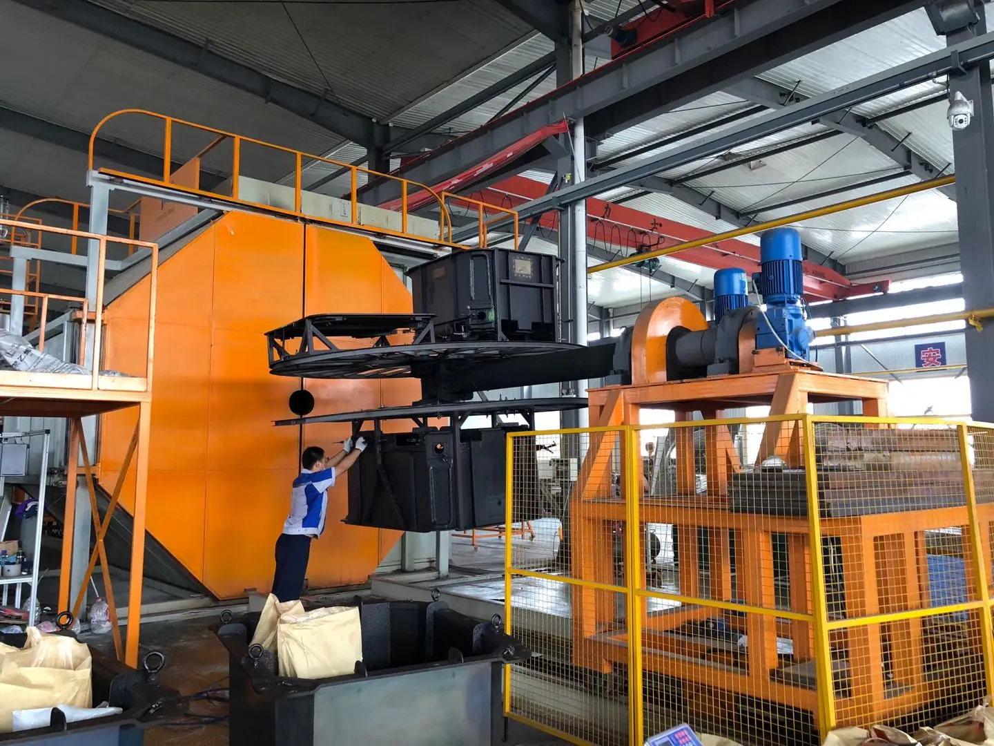 IBC plastic1000 litre water tank production line Rotomolding Machine for sale