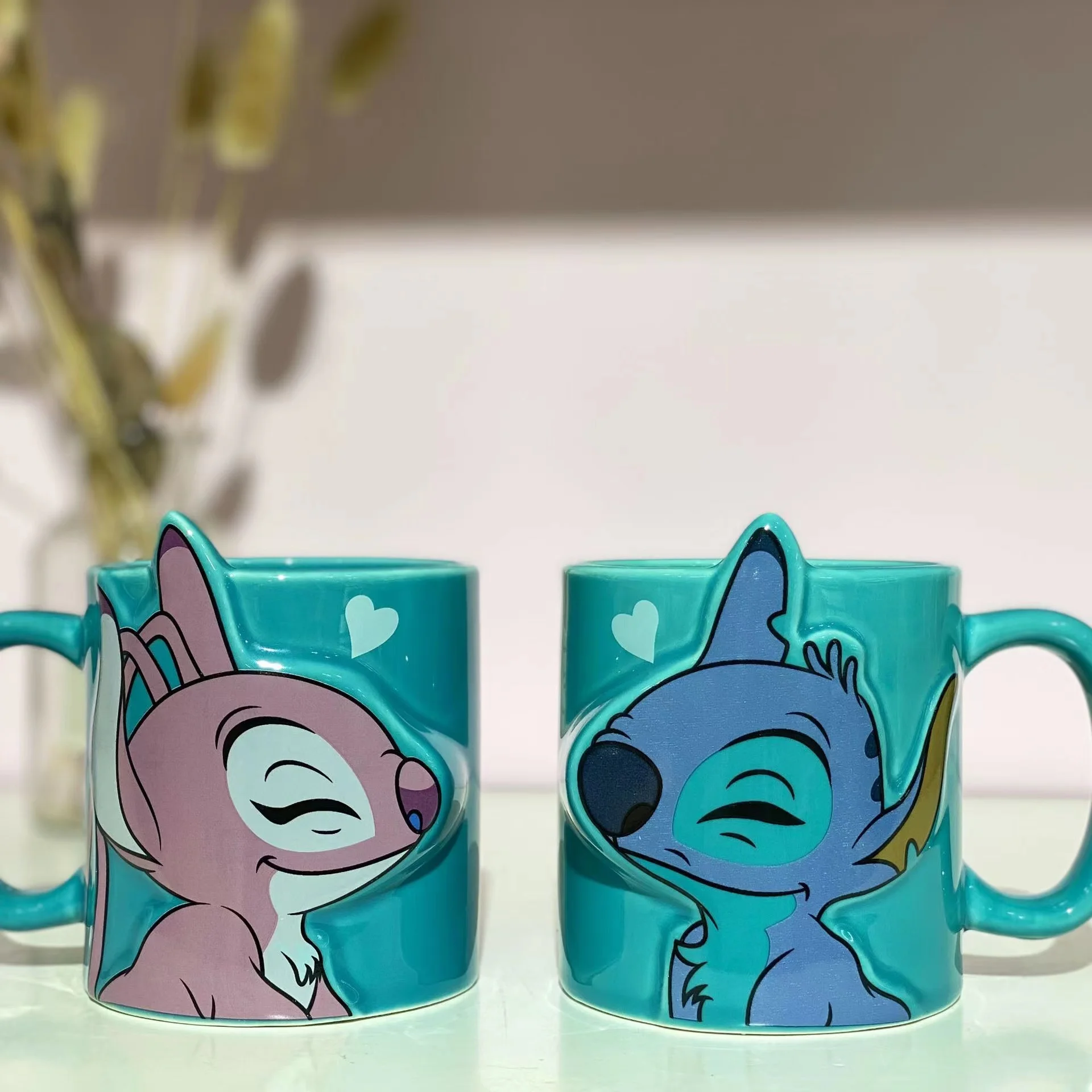 The factory supplies a pair of low price ceramic coffee cups for lovers