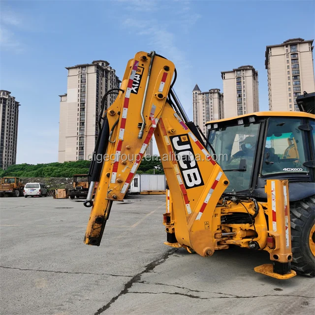 Cheap Used Britain Backhoe Loader JCB4CX are well-stocked with short working hours