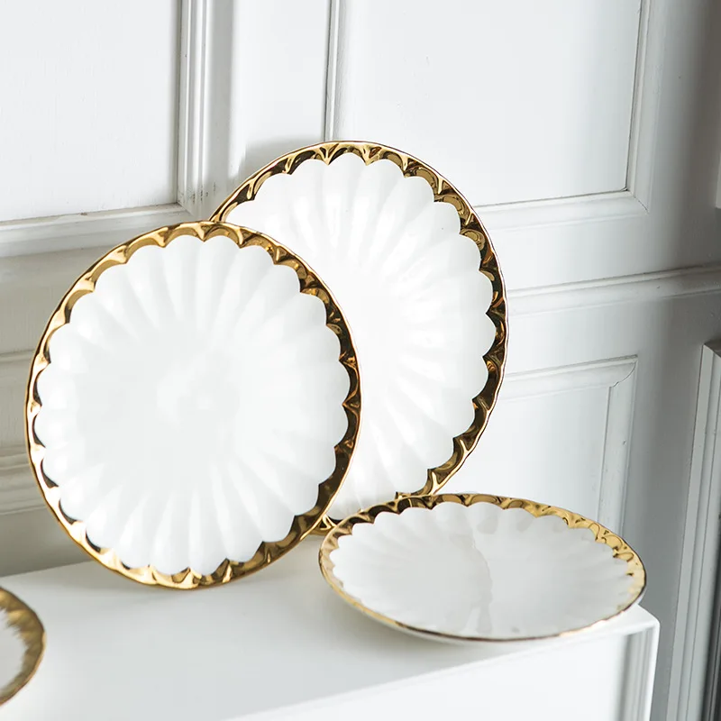 Wholesale European style gold-plated ceramic tableware western dessert plate Germany dinnerware porcelain wedding plates sets