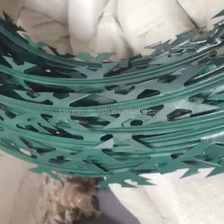epoxy coating/pvc coated mobile barrier razor wire