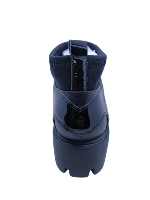 Модная и удобная кожаная женская спортивная обувь