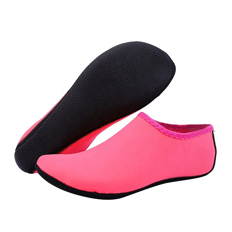 Elastic soft neoprene beach aqua water socks for waterparks swimming water games