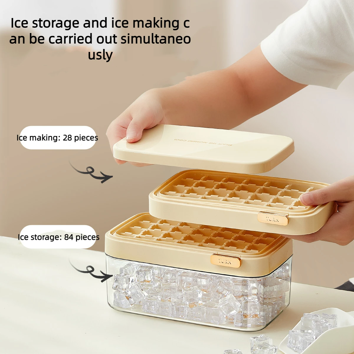 Food Grade Large Capacity Ice Grid Set 2 Layers Mold Ice Lattice With Scooper and Freeze Container Ice Making Box
