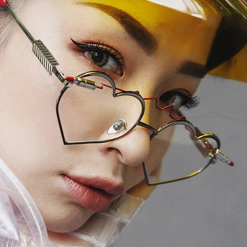 New Design Red Bullet Heart Shape Polarized Lens Sunglasses Women Gothic Cute Shades UV400 Vintage Glasses 2024