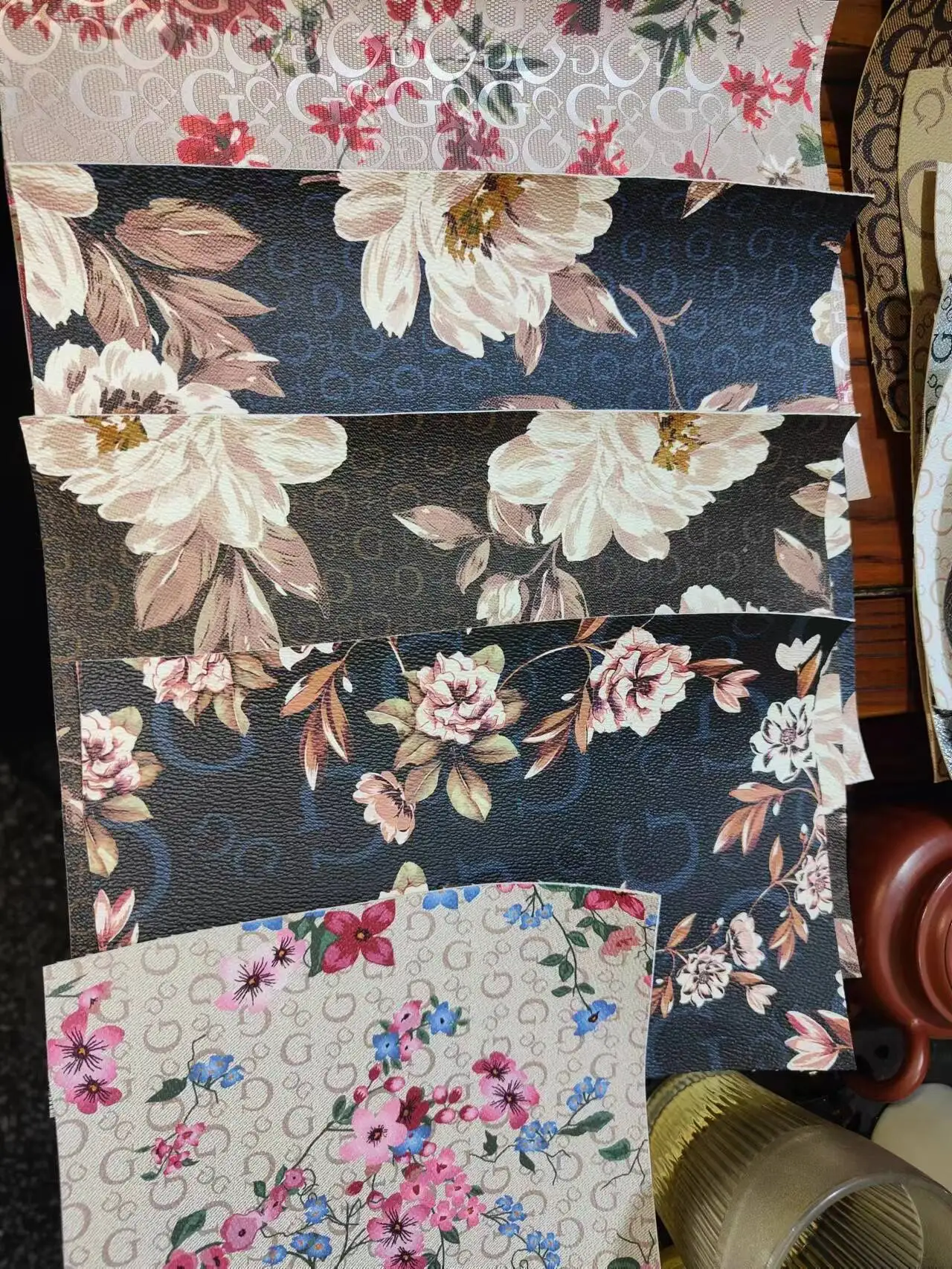 High Quality PVC Artificial Synthetic PU Leather Fabric Faux Leather with 500 Meters Knitted Backing for Bag Use Leader CN;JIA