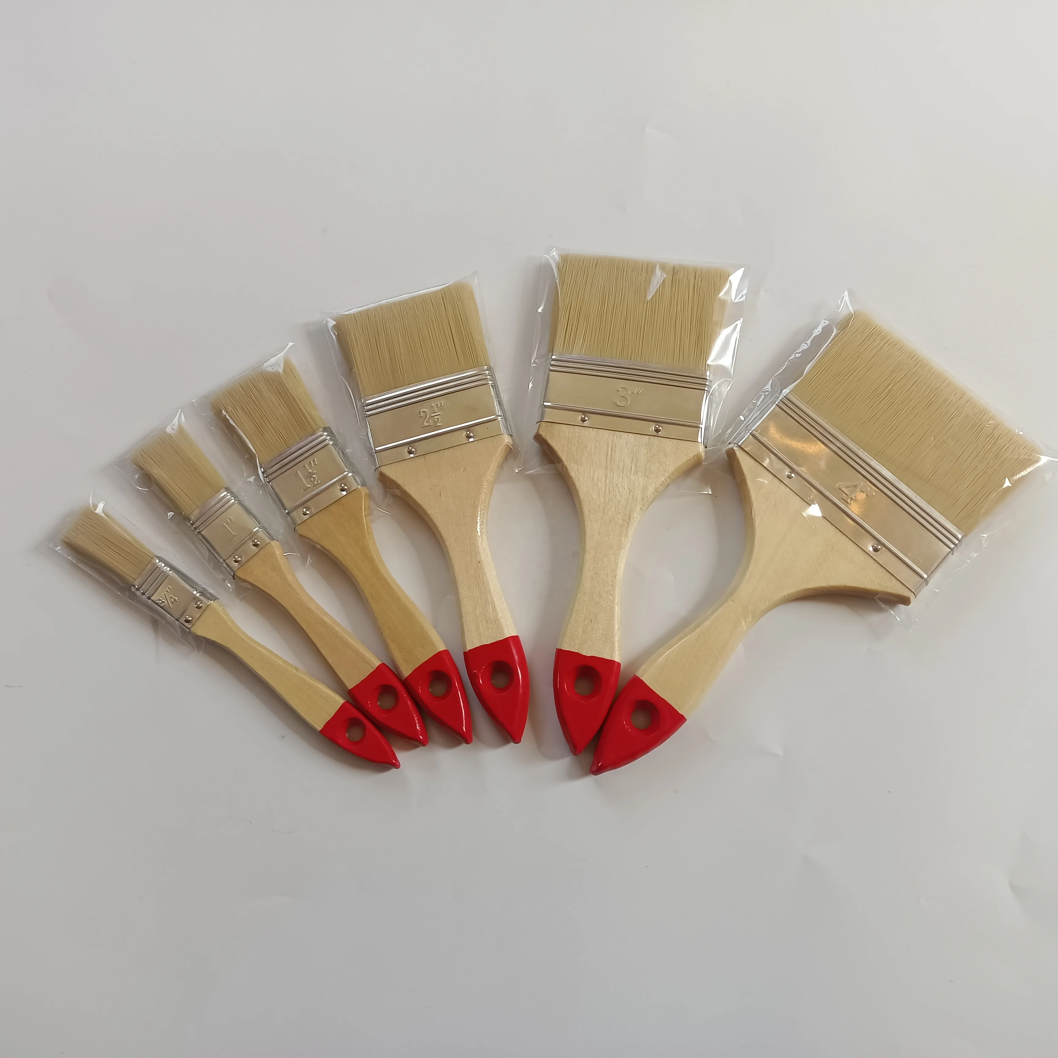 Manufacture Paint brush With wooden  handle and   tapered filament