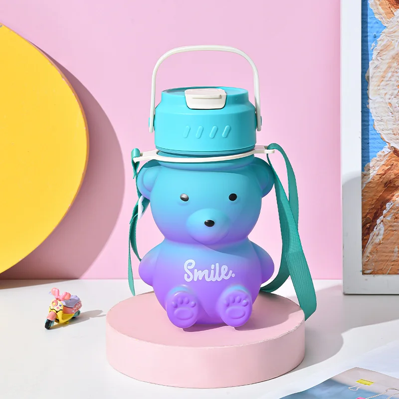 Hot sell baby use 2pcs set Wholesale Cute Large Capacity Kawaii 2 in 1 Bear Water Bottle Plastic Drink Bottle With Strap for Kid