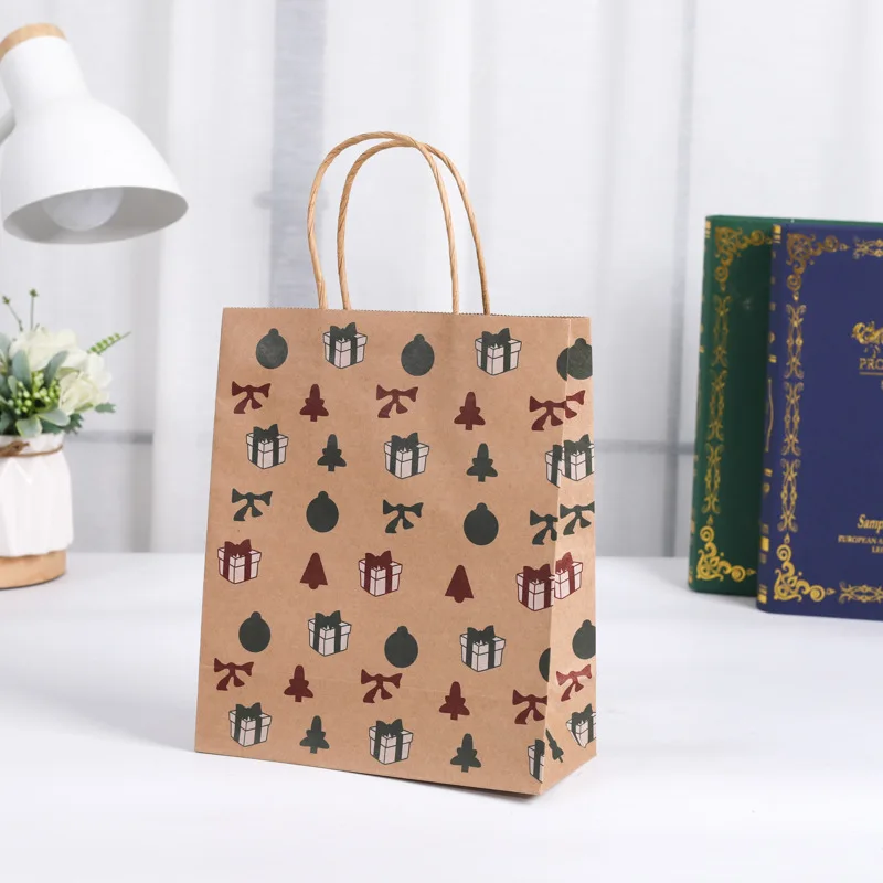 Wholesale popular new products best christmas gift paper bags bulk beautiful design candy packaging kraft bag for cloth shoes
