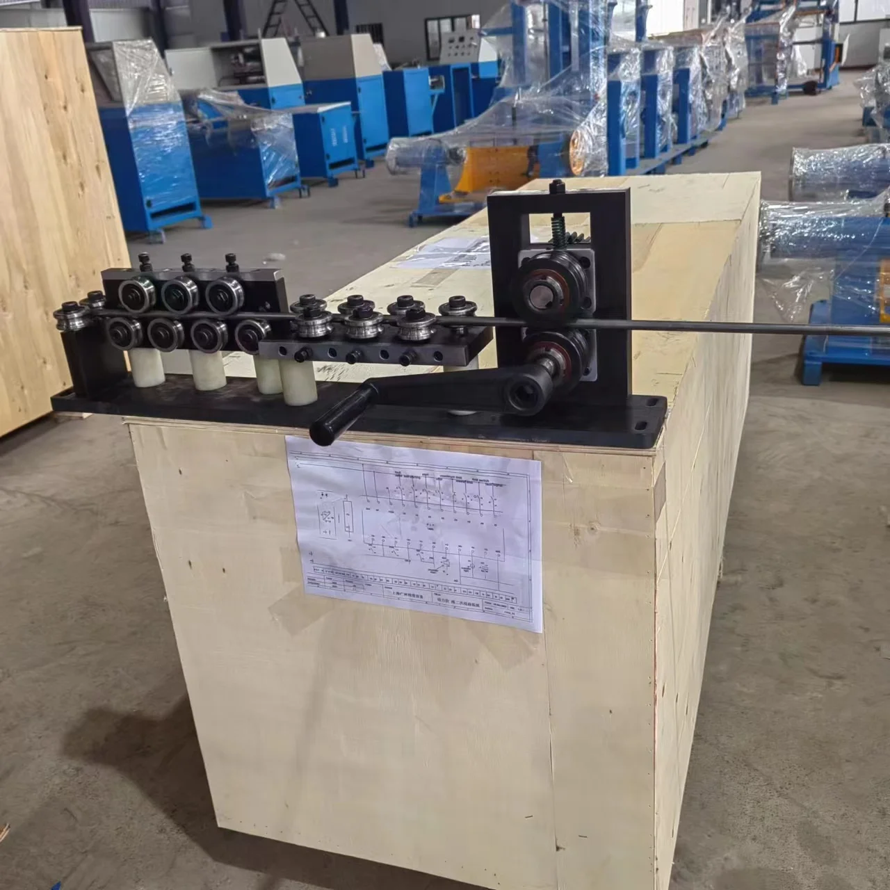 With handhold 2 rollers wire feeder JD14/42mm swere swere pipe straightening machine.