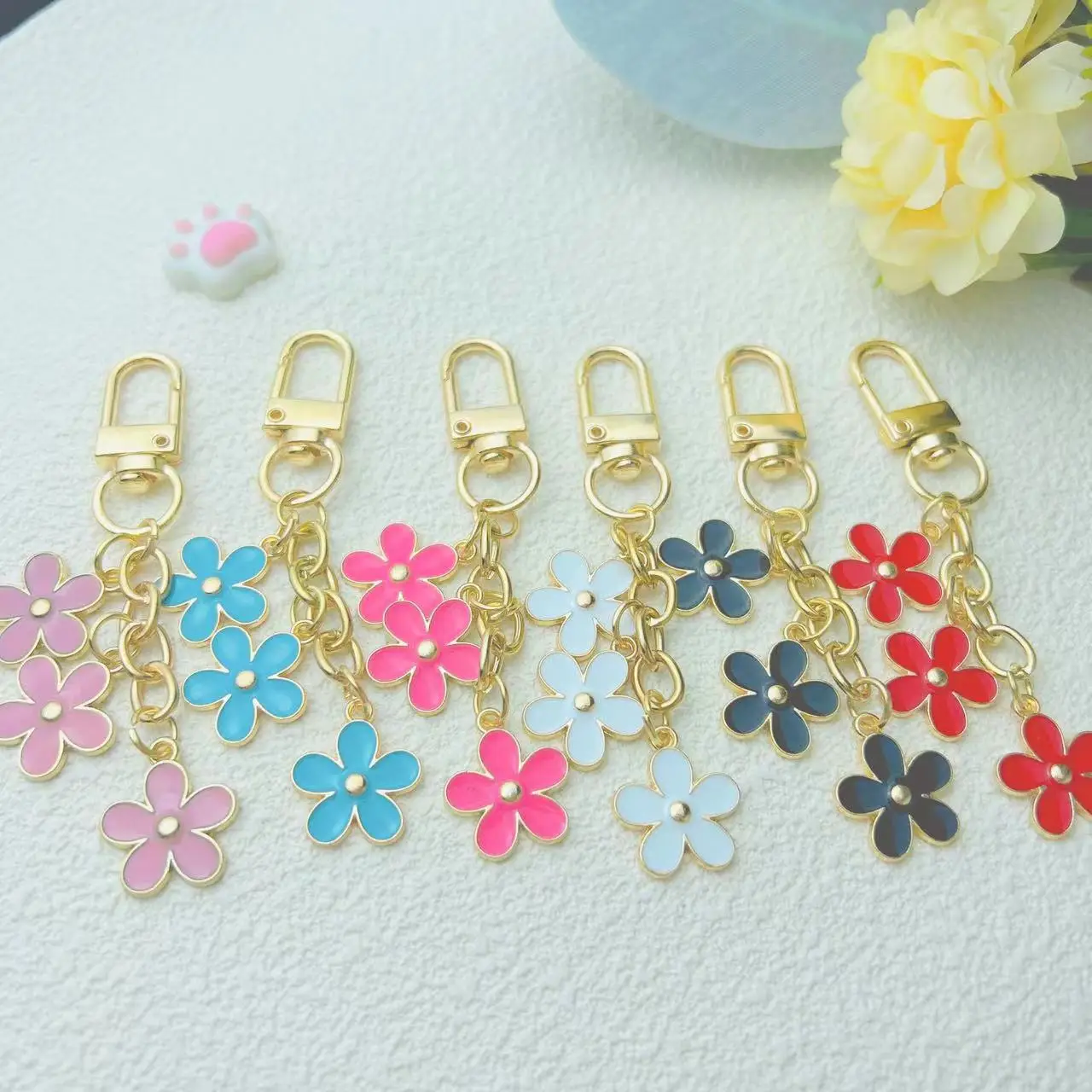 Flowers Charms Enameled oil dripping Keychain Cute Colourful Flowers Chain Tassel Keyring Gifts Purse Bag Accessories