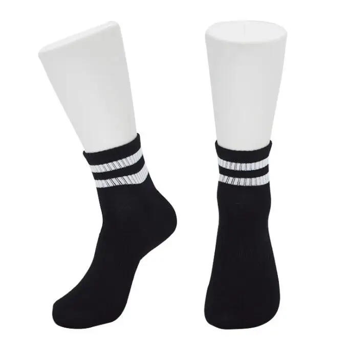 2021Top Manufacturers customized low high cut football socks mens fashion socks accept the customer logo