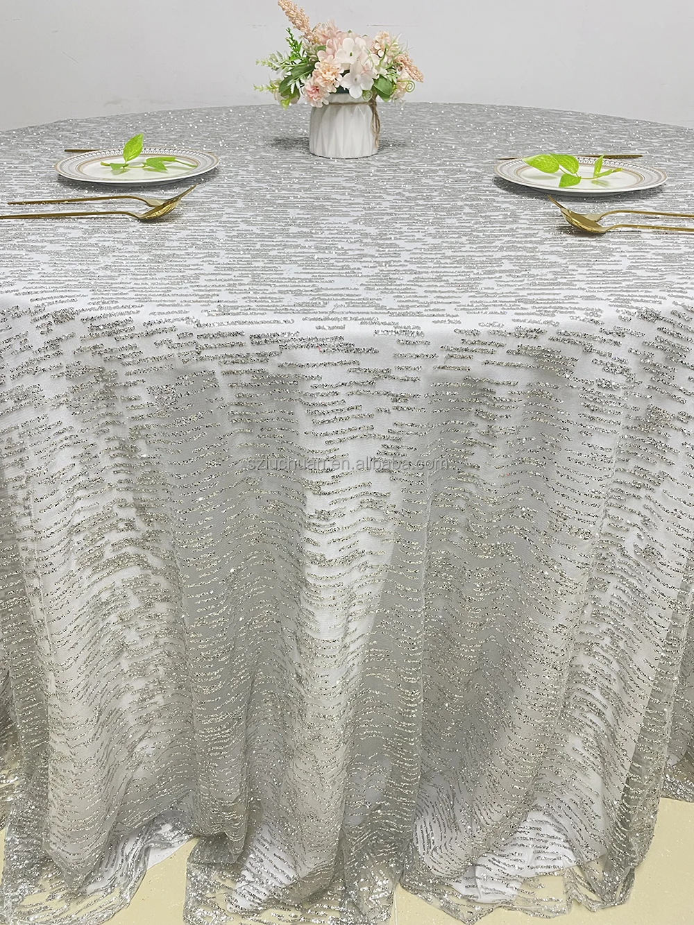 Wholesale Silver Round Table Clothes Sequins Tablecover Wedding Table Clothes