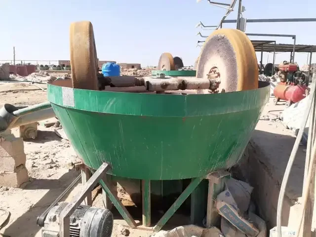 Africa use Double Wheel Silver Copper Gold Ore Grinding Machine Two Rollers Rings 1200 Wet Pan Mill