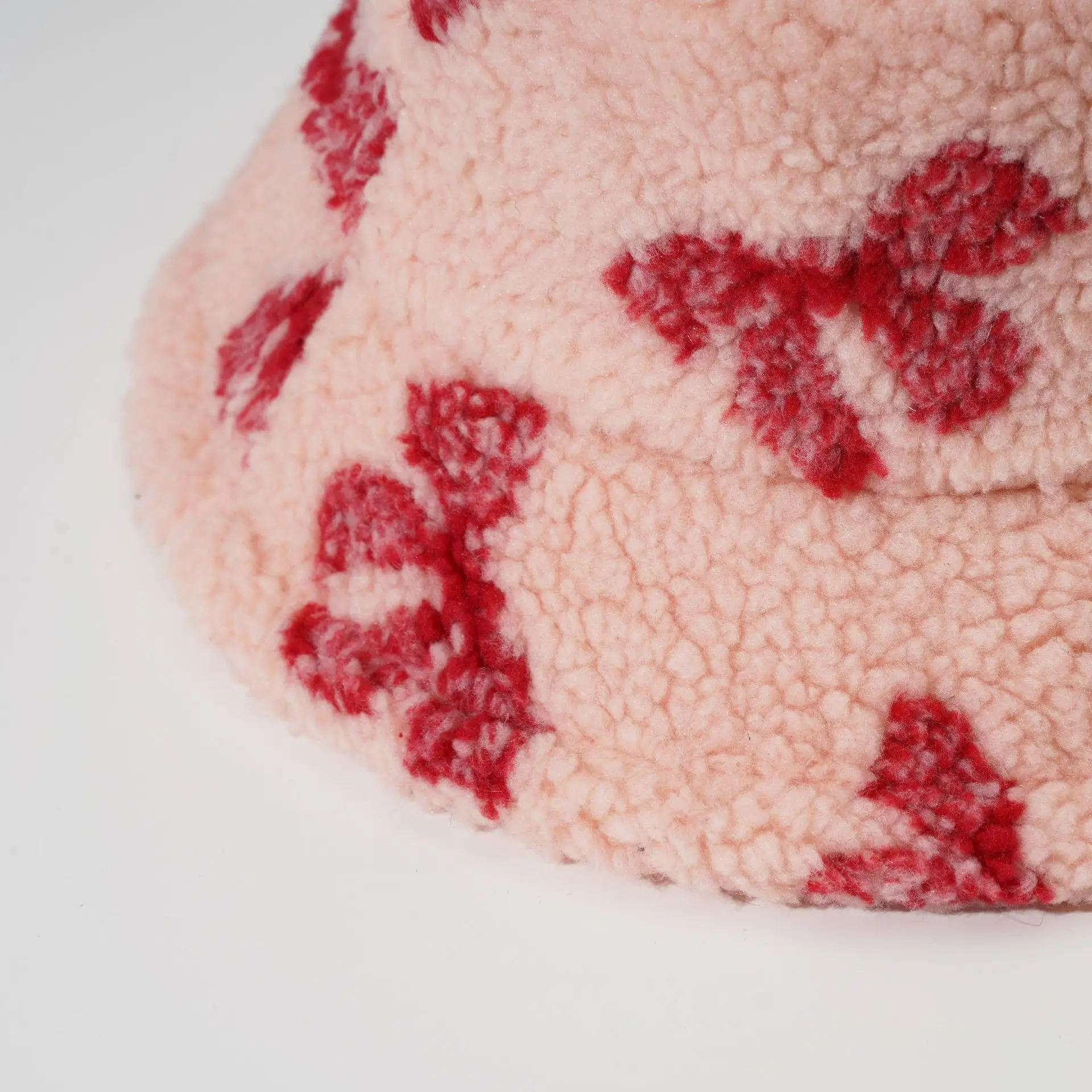 Designer Bow Pattern Printed Custom Fuzzy Bucket Hat Girls Hats Fashion Winter Wide Brim Faux Fur Bucket Hats For Women