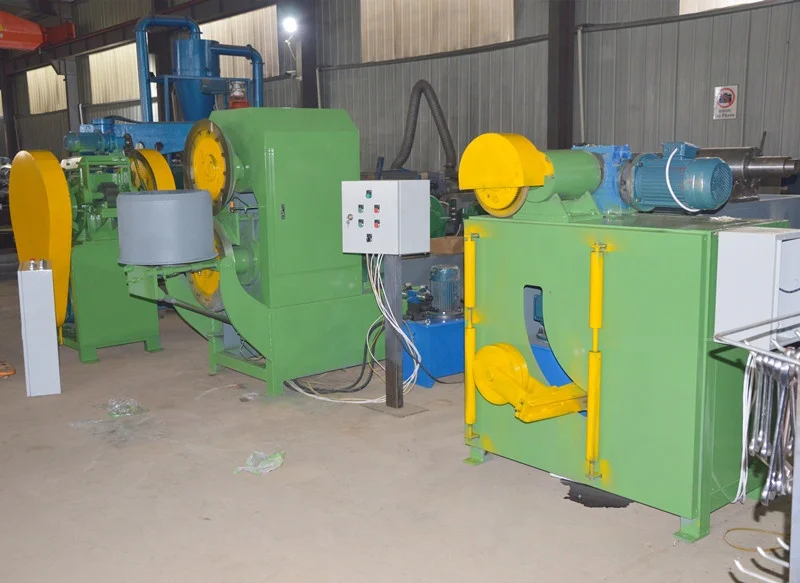 Tire sidewall cutter/tire cutting machine to remove tire cord and metal rings