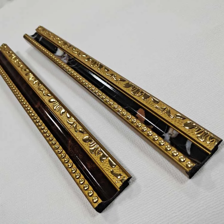 2023 Customized high quality ps decoration picture frames moulding carweels frame