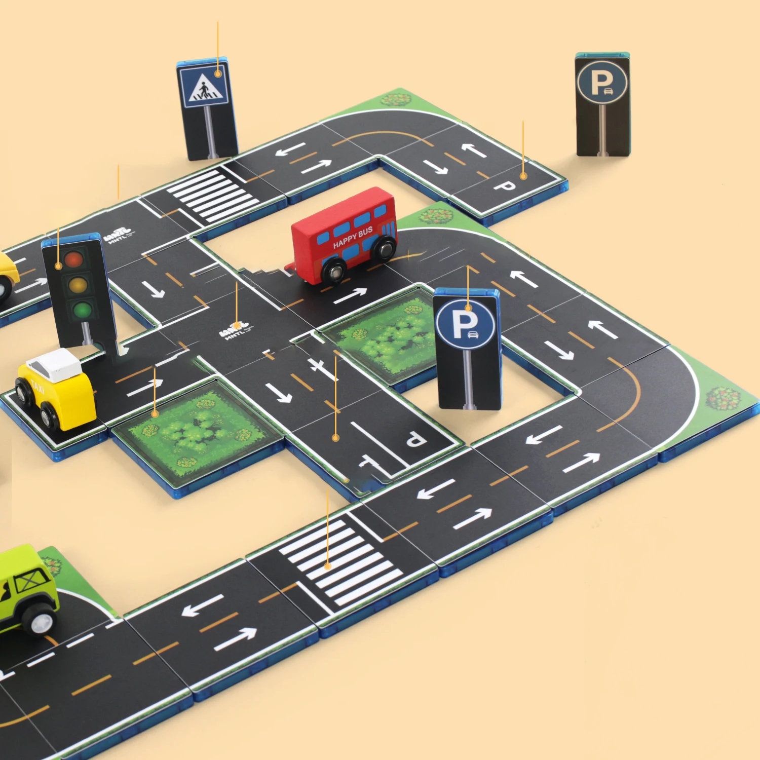 MNTL New Arrivals Magnetic Road Toppers Toys DIY Educational Magnetic Toy 42 PCS Traffic Magnetic Toppers Set For Kids