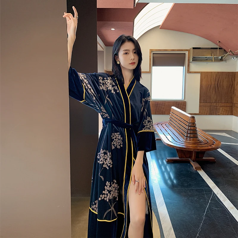 2022 Christmas gift long velvet robe sleepwear kimono robes for women