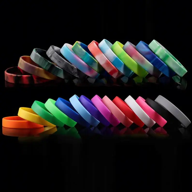 Custom Engraved Text Logo Glowing Bracelet En Silicone Wristbands Flag Custom Rubber Wrist Band Bracelet For Engraving