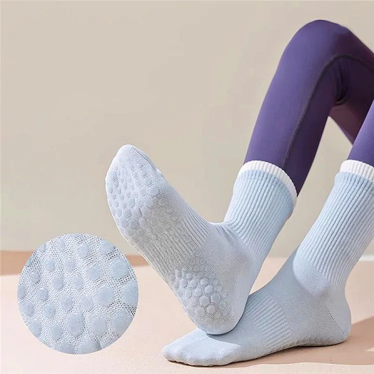 Custom Logo Pilates Socks 100%Cotton Crew Sports Socks Women popular Non Slip Anti Slip Pilates Yoga Grip Socks Solid Color