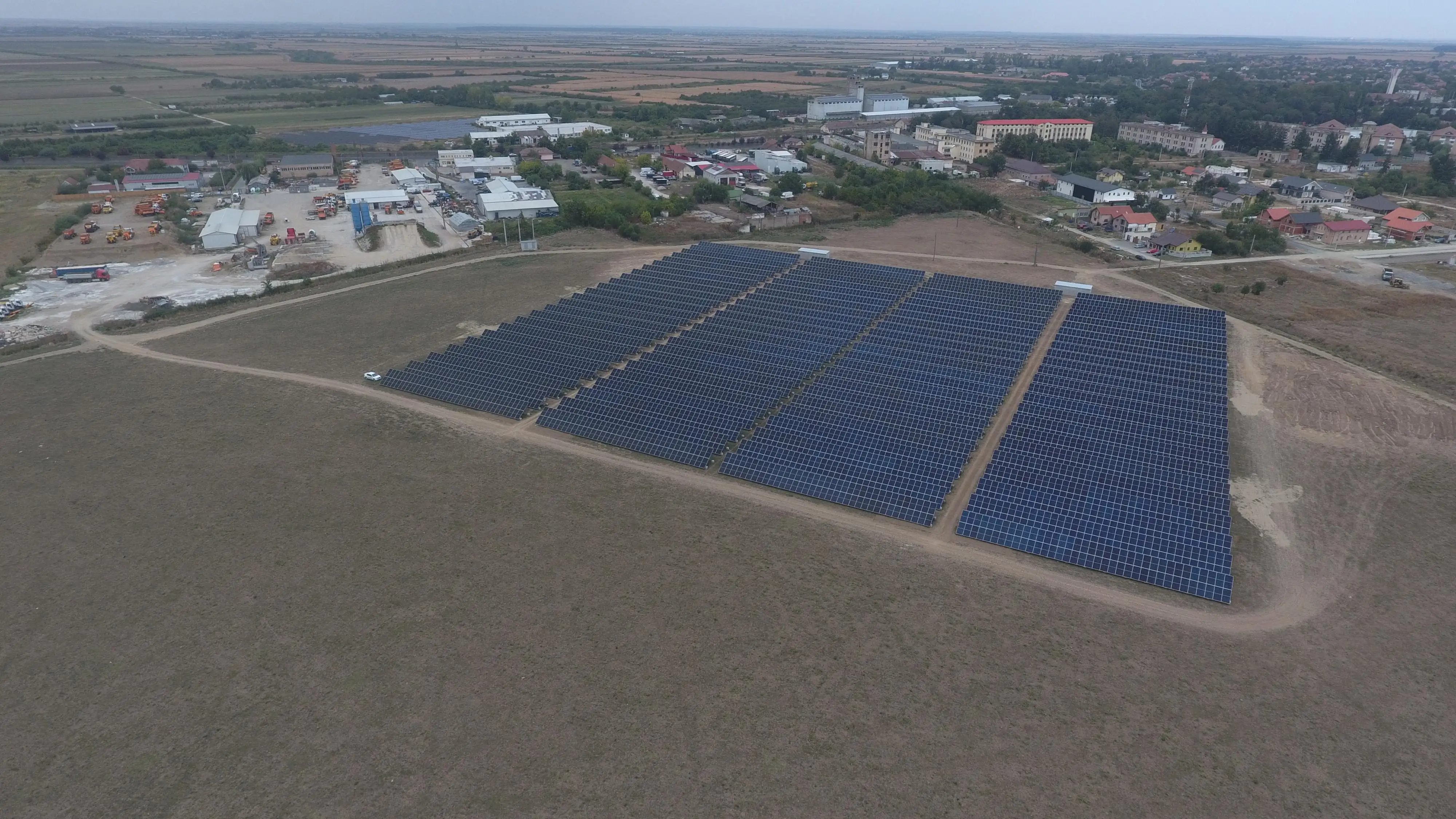 Рекламная цена 100kw 150kw 200kw 300kw 500kw на сетке солнечная энергетическая система Deye Инверторное крепление pv модуль