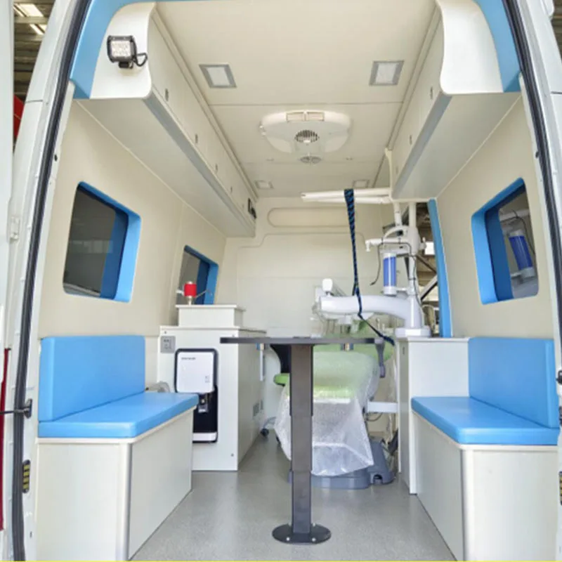 Mobile Dental Service Car Equipped with Complete System Diesel Mobile Clinic Vehicle Medical
