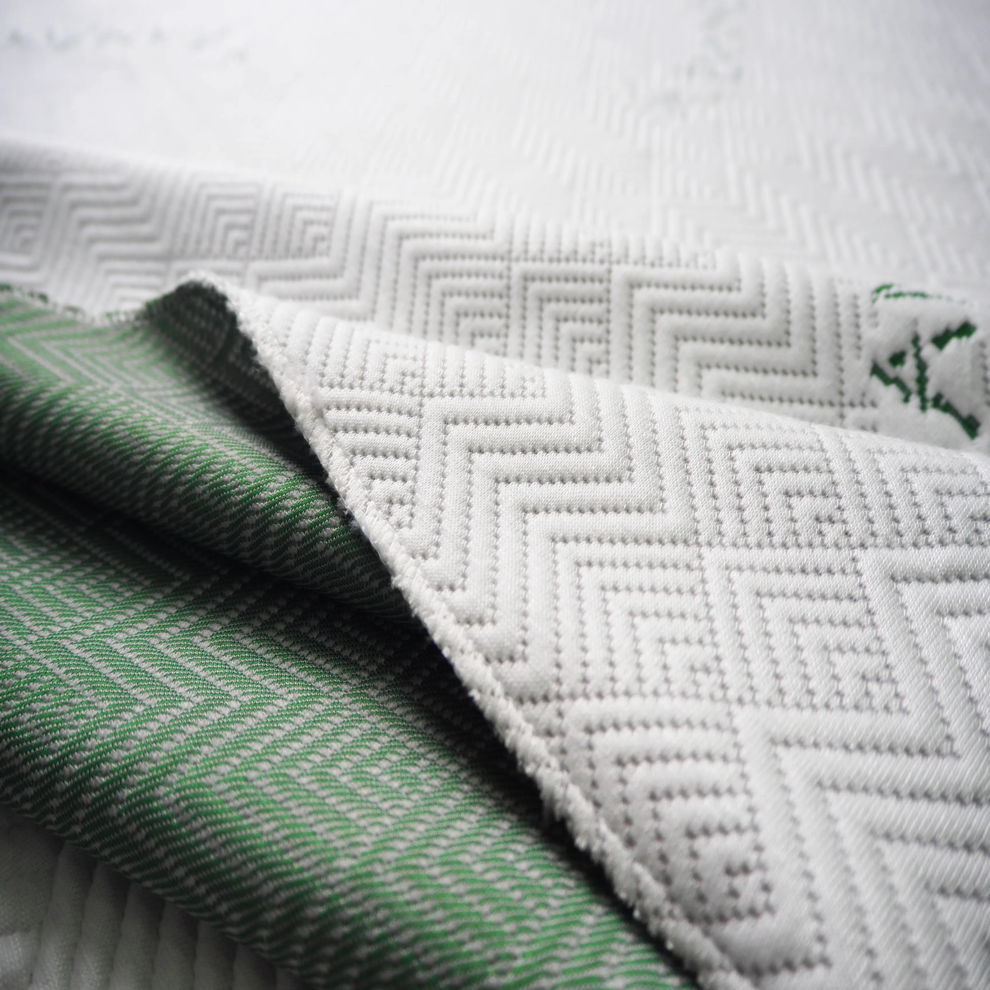 Bamboo Fiber Mattress Ticking Fabric Jacquard Upholstery Fabric For Home Textile Mattress Cover