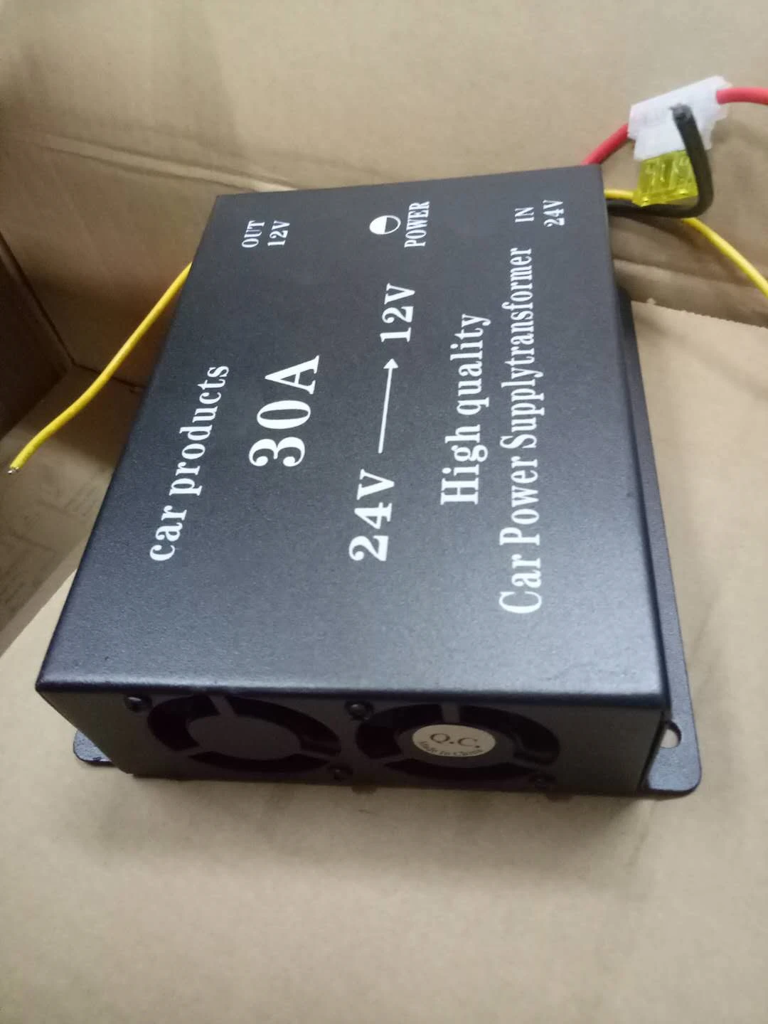 Hot Sell 24 Volt to 12 Volt 30A Dc to Dc Converter Step Down for Car