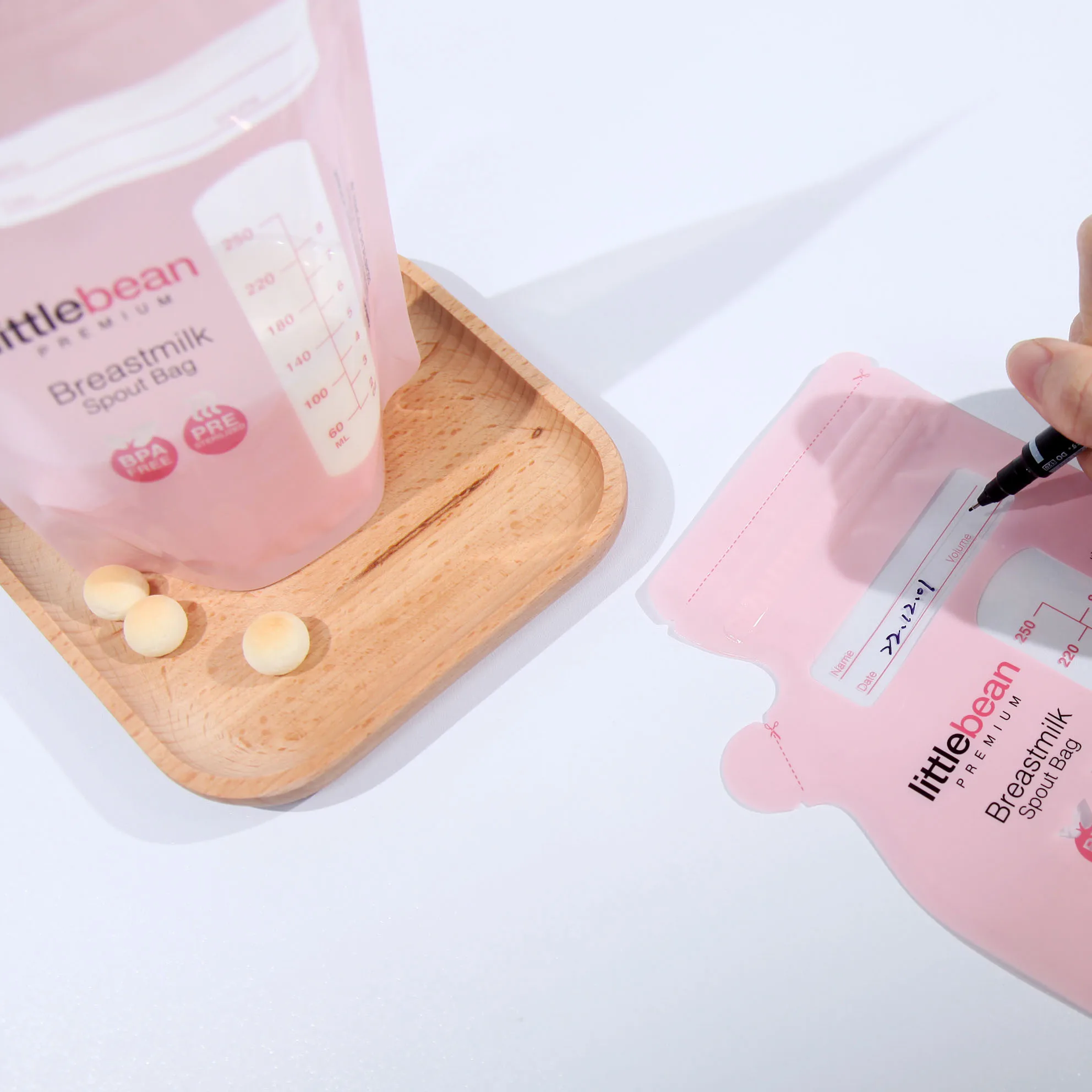 Pre-Sterilized and BPA Free Stand up Breastmilk Storage Bags