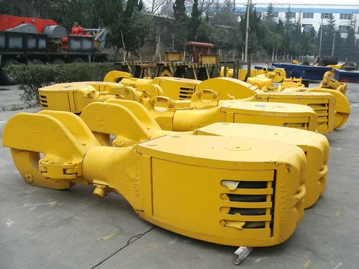 API Price 8C/8A traveling block and hook YG110  for oil well drilling rig from China  all size