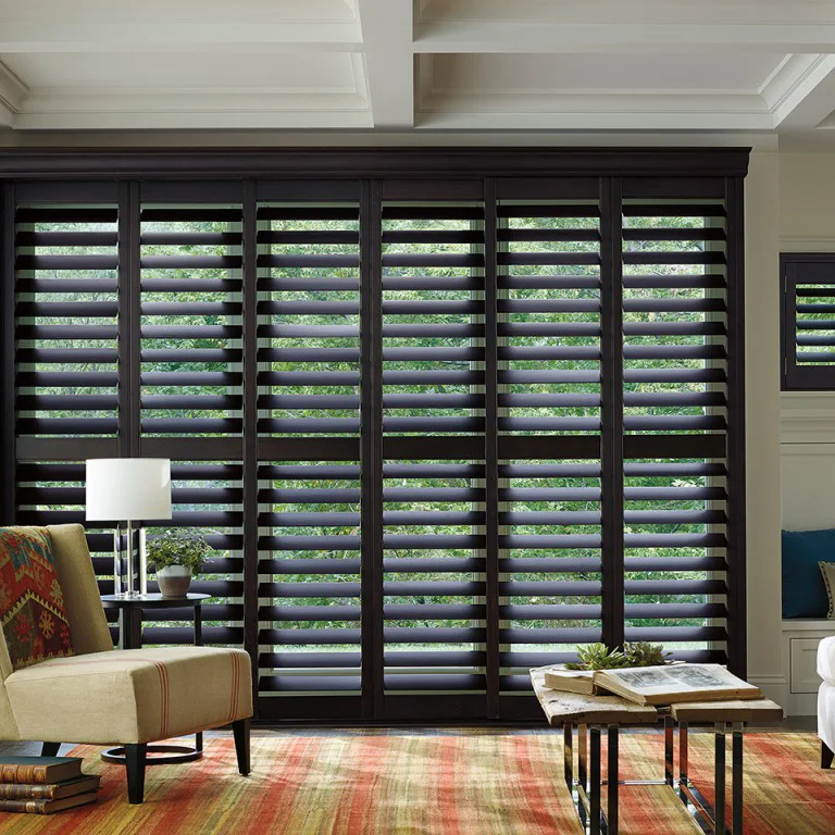 Custom made hidden tilt rod adjustable louver wooden door plantation shutters