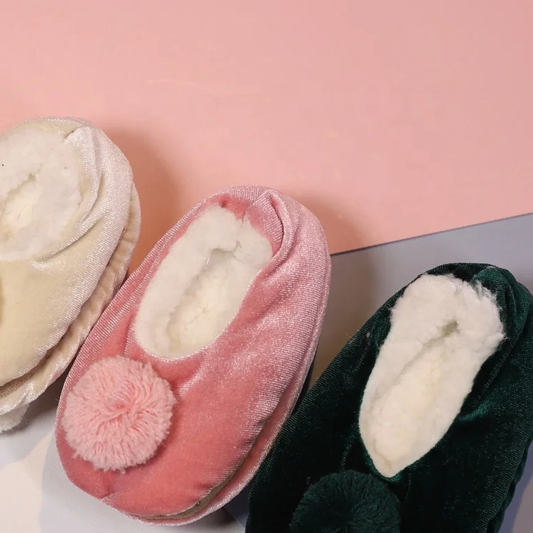 
Winter Cute Ball Couple thick Warm women Indoor Home slippers High Boots Plush Floor Socks 