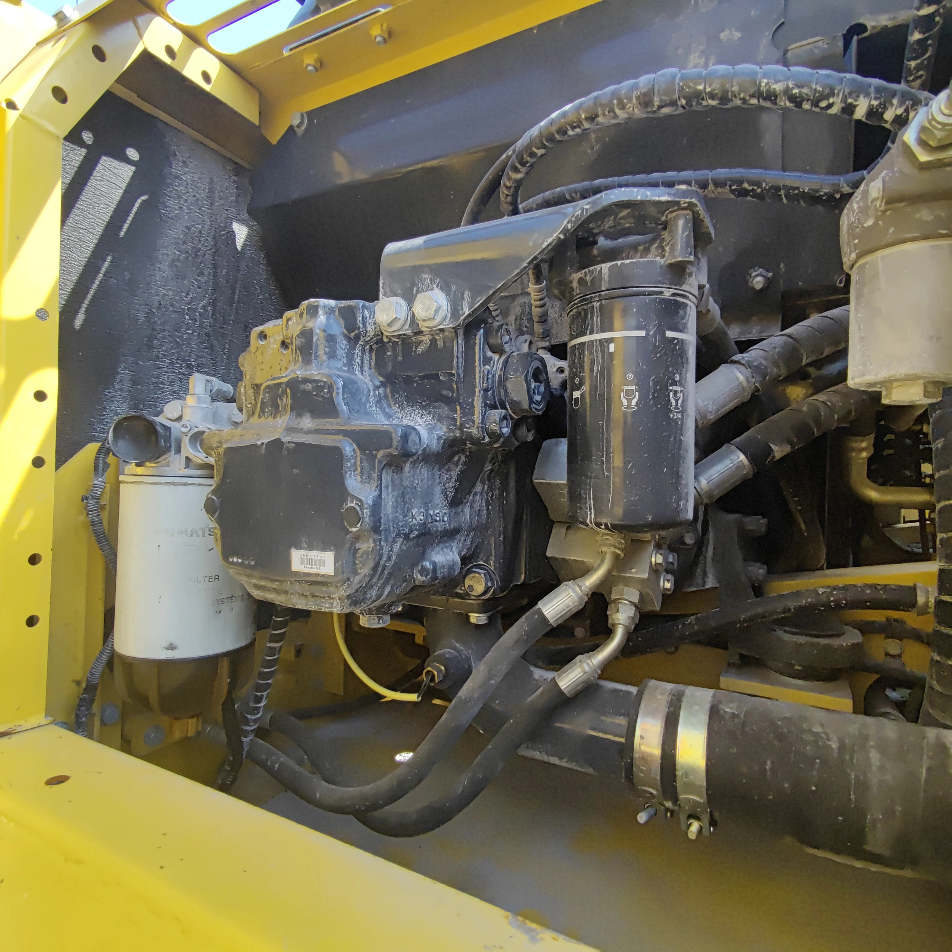 Низкая цена высококачественный подержанный экскаватор Komatsu Лидер продаж японский PC220-8 гусеничный гидравлический